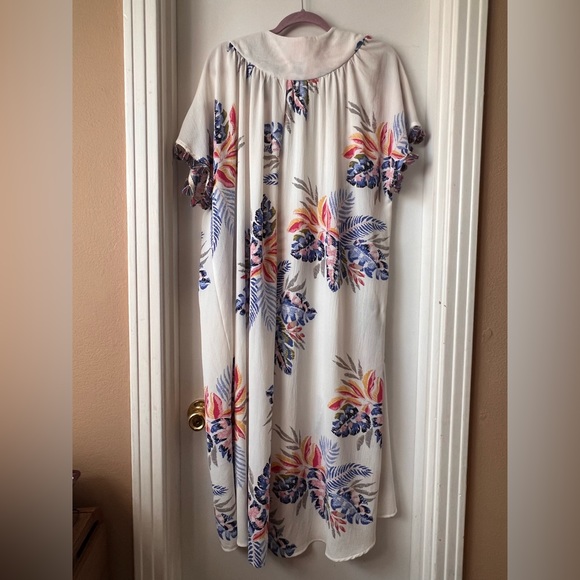 Umgee Floral Kimono Size Small Open Front - Picture 2 of 4